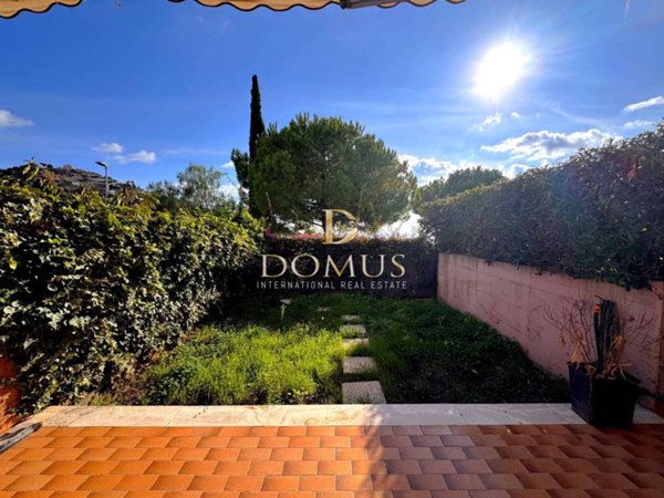 casa indipendente in vendita ad Ospedaletti