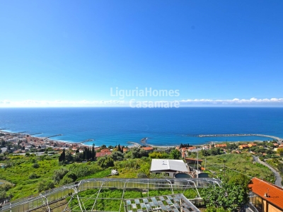 casa indipendente in vendita ad Ospedaletti in zona Porrine