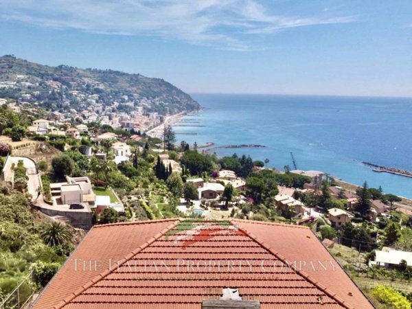 casa indipendente in vendita ad Ospedaletti