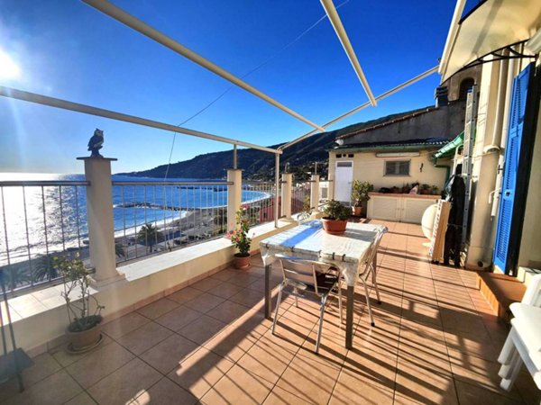 appartamento in vendita ad Ospedaletti