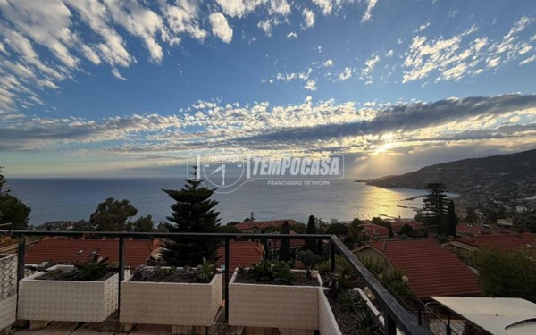 appartamento in vendita ad Ospedaletti