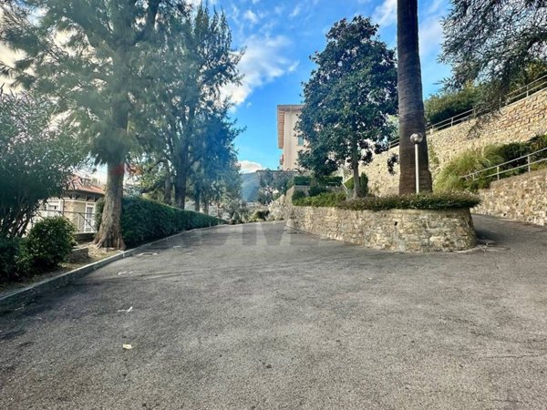 appartamento in vendita ad Ospedaletti