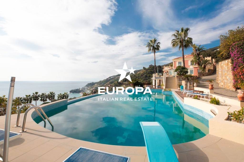 casa indipendente in vendita ad Ospedaletti