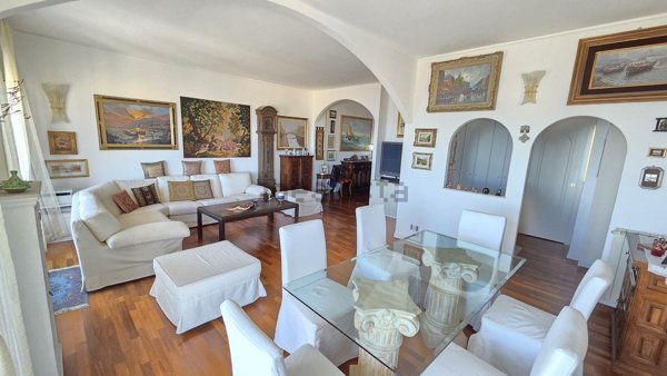 appartamento in vendita ad Ospedaletti