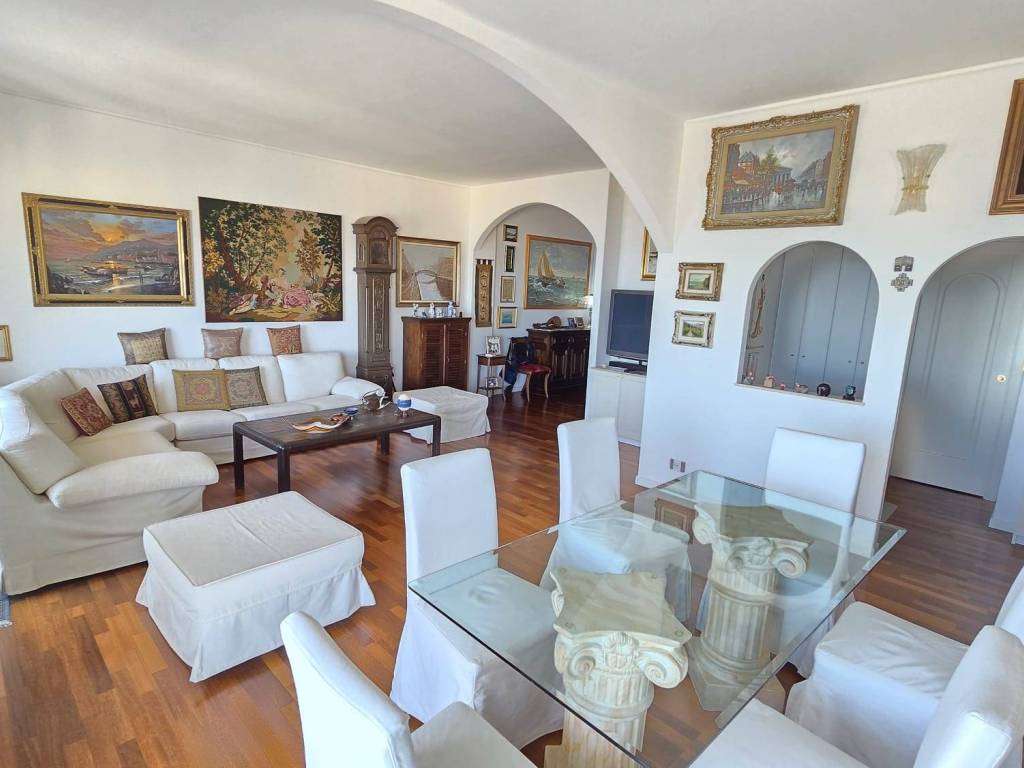 appartamento in vendita ad Ospedaletti