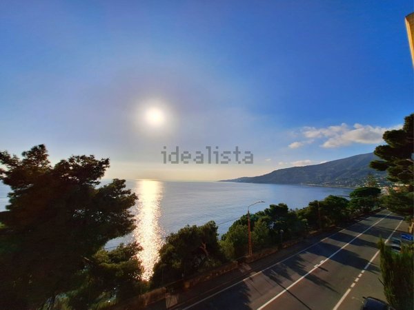 appartamento in vendita ad Ospedaletti