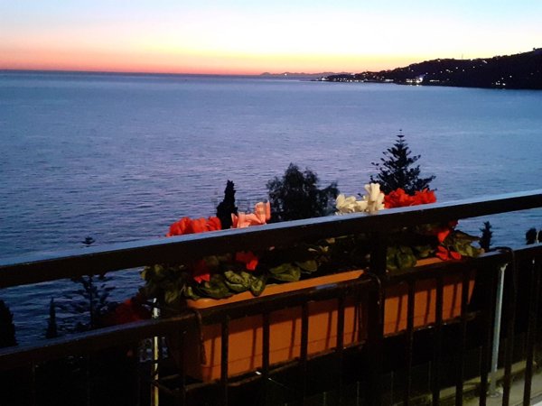 appartamento in vendita ad Ospedaletti