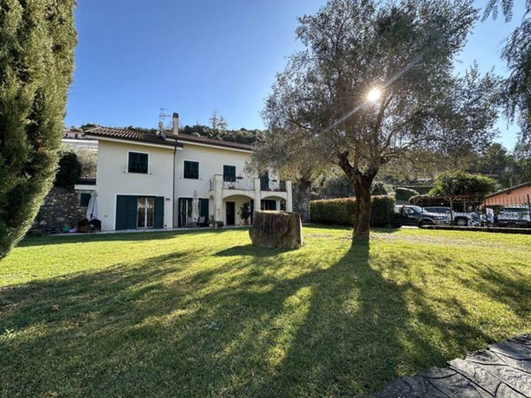 casa indipendente in vendita ad Ospedaletti