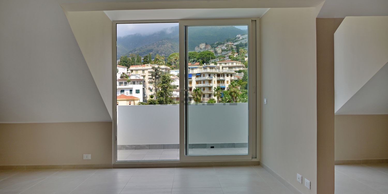 appartamento in vendita ad Ospedaletti