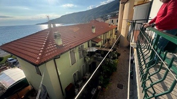 appartamento in vendita ad Ospedaletti