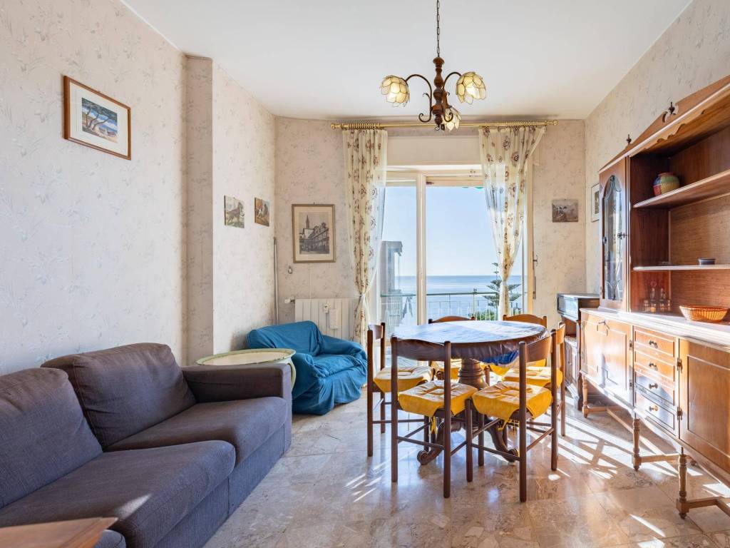 appartamento in vendita ad Ospedaletti