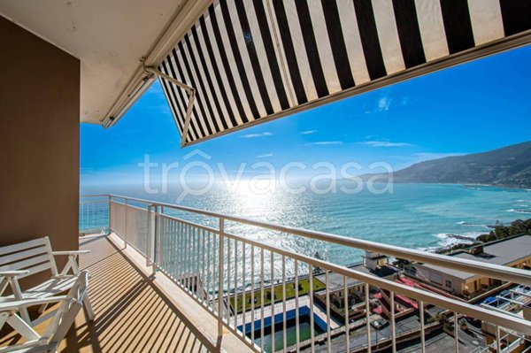 appartamento in vendita ad Ospedaletti