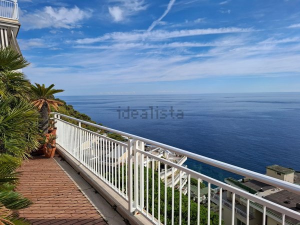 appartamento in vendita ad Ospedaletti