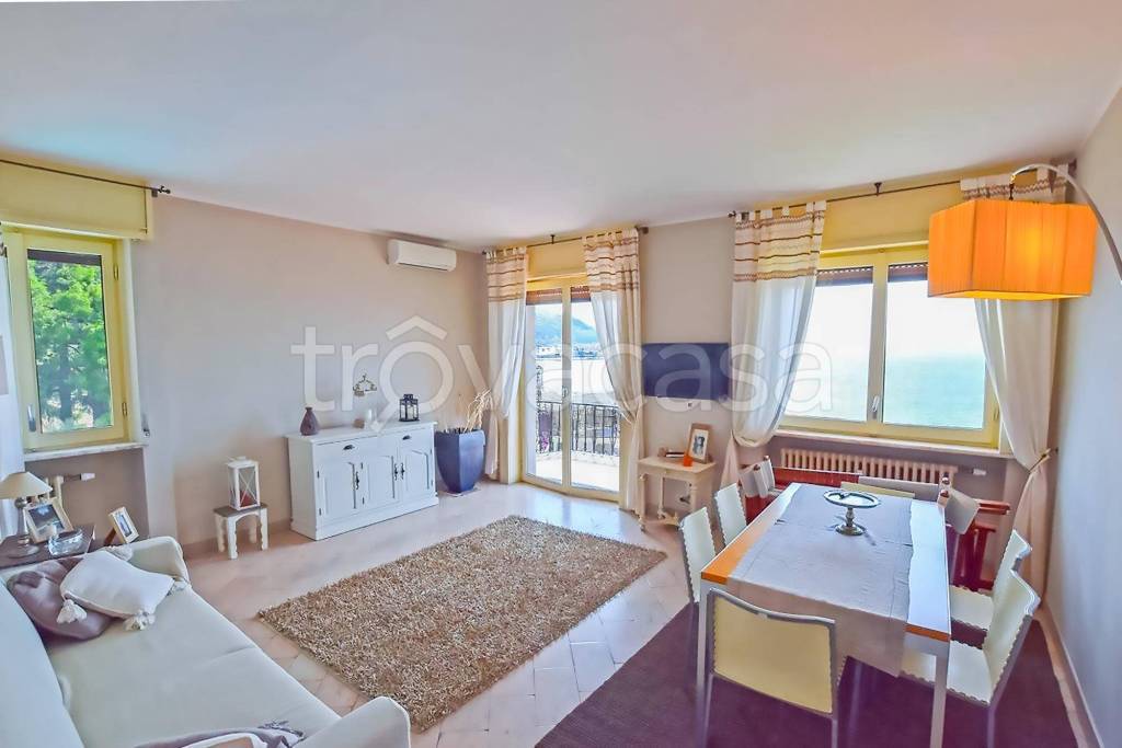 appartamento in vendita ad Ospedaletti