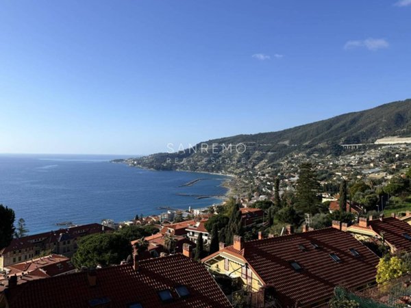 appartamento in vendita ad Ospedaletti