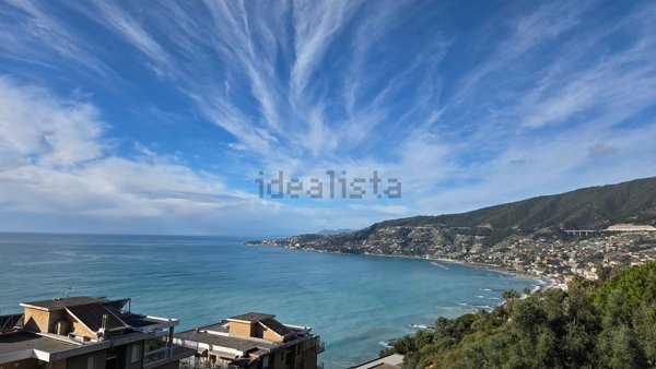 appartamento in vendita ad Ospedaletti