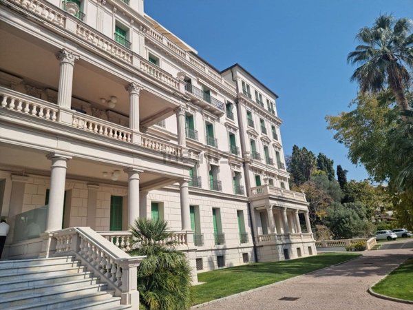 appartamento in vendita ad Ospedaletti