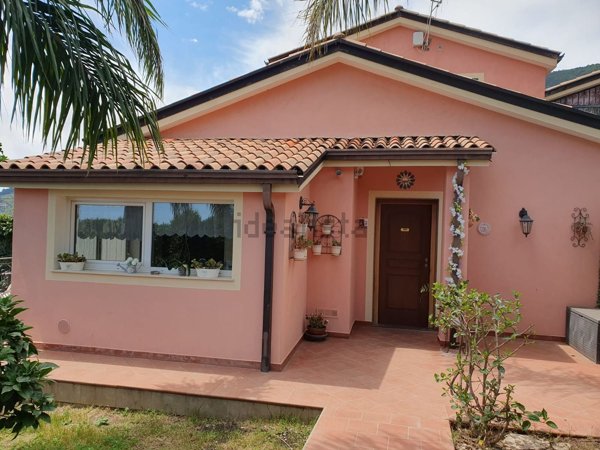 appartamento in vendita ad Ospedaletti