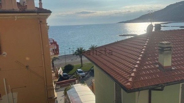 appartamento in vendita ad Ospedaletti