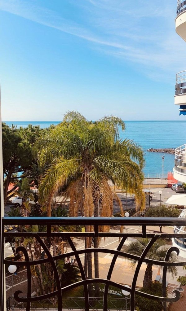 appartamento in vendita ad Ospedaletti