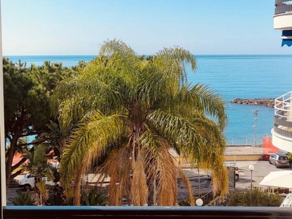 appartamento in vendita ad Ospedaletti