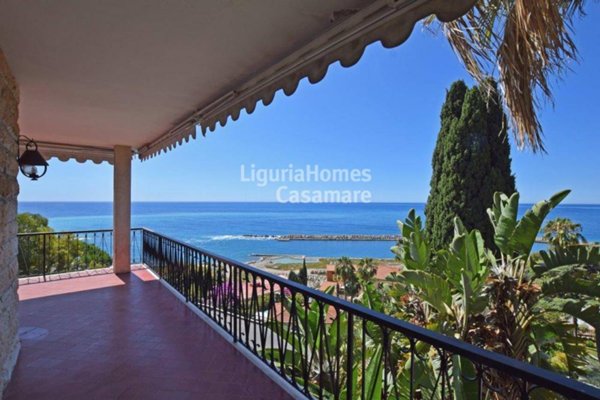 appartamento in vendita ad Ospedaletti