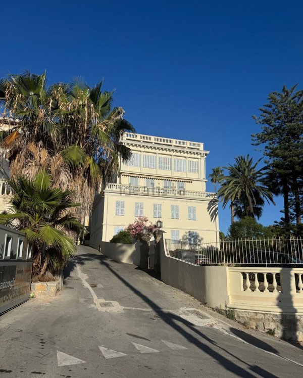 appartamento in vendita ad Ospedaletti