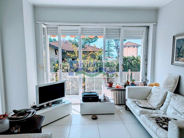 appartamento in vendita ad Ospedaletti