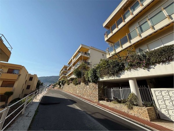 appartamento in vendita ad Ospedaletti