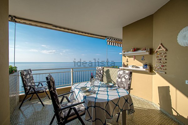 appartamento in vendita ad Ospedaletti