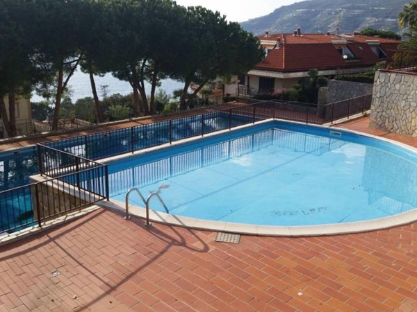 appartamento in vendita ad Ospedaletti