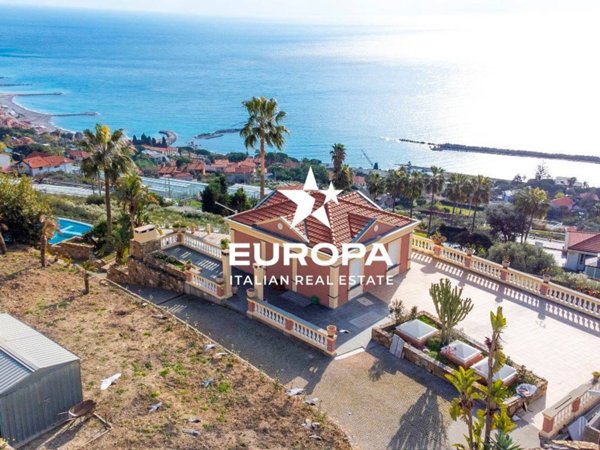 casa indipendente in vendita ad Ospedaletti