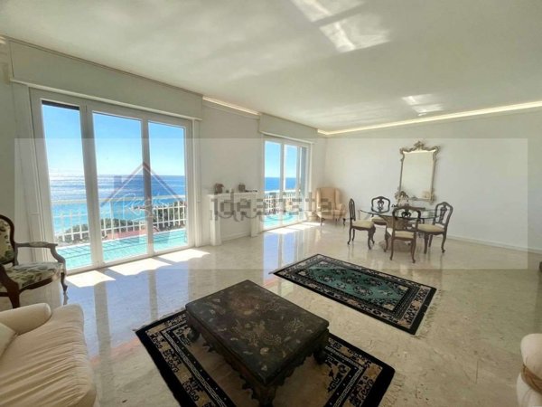 appartamento in vendita ad Ospedaletti