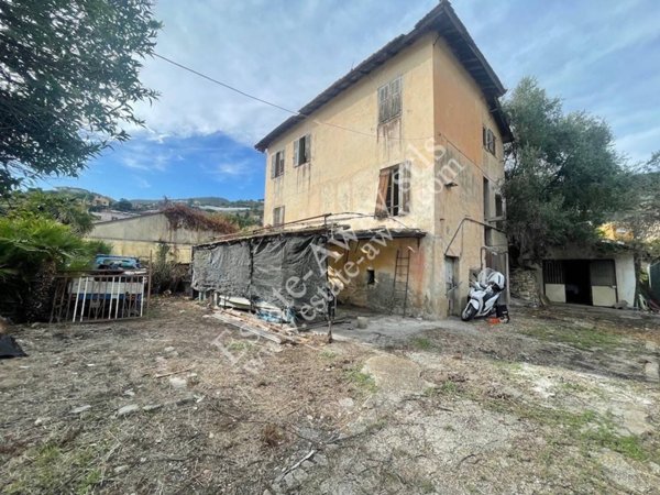 terreno agricolo in vendita ad Ospedaletti