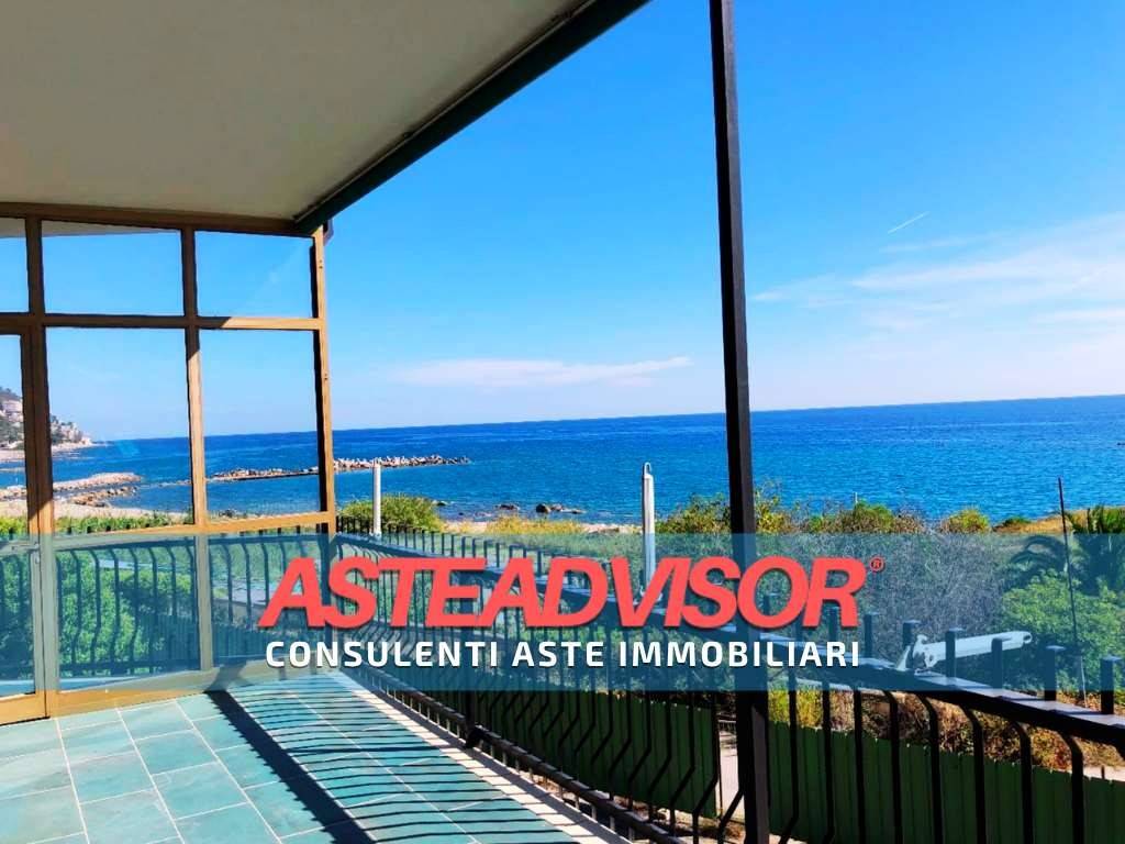 appartamento in vendita ad Ospedaletti