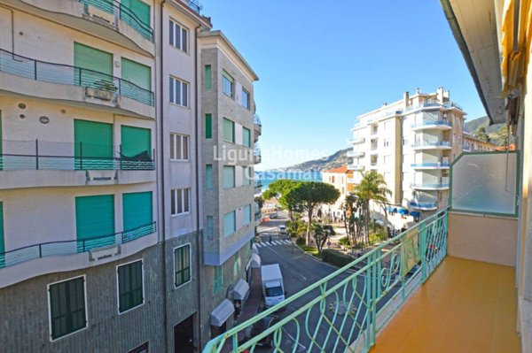 appartamento in vendita ad Ospedaletti