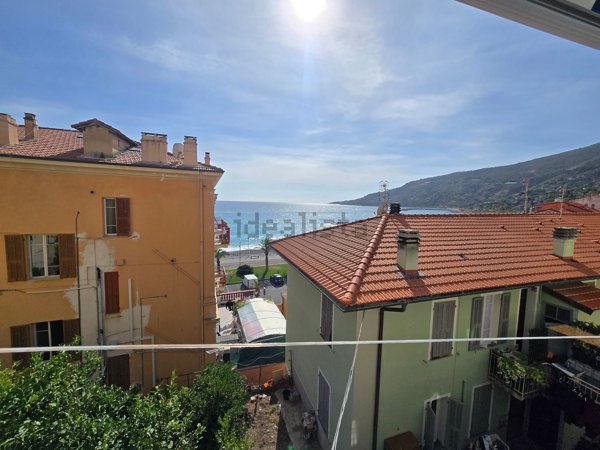 appartamento in vendita ad Ospedaletti