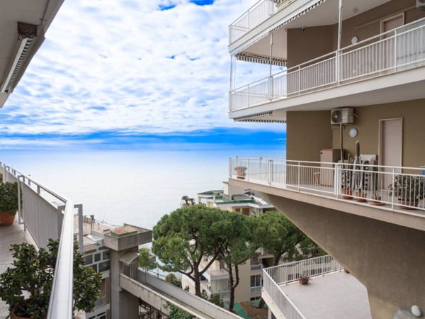 appartamento in vendita ad Ospedaletti