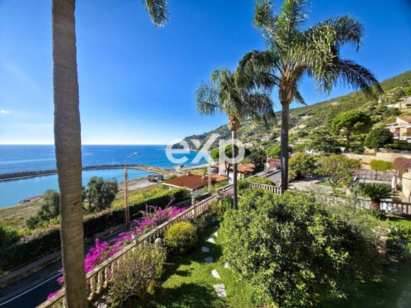 appartamento in vendita ad Ospedaletti