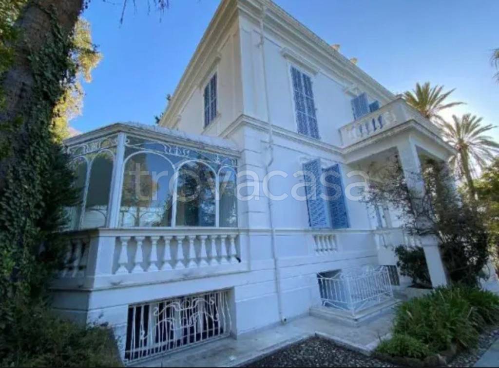 appartamento in vendita ad Ospedaletti