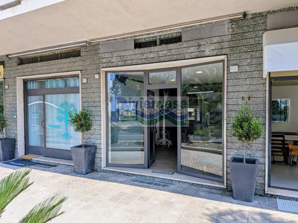 ufficio in vendita ad Ospedaletti