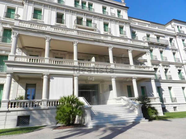 appartamento in vendita ad Ospedaletti