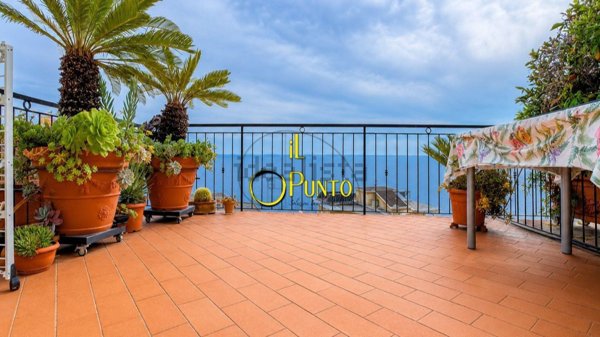 appartamento in vendita ad Ospedaletti