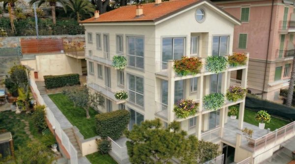 appartamento in vendita ad Ospedaletti in zona Porrine