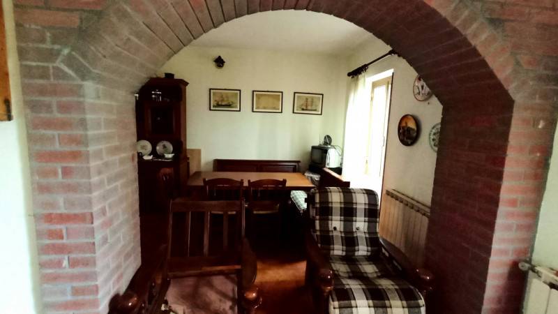 casa indipendente in vendita a Perinaldo