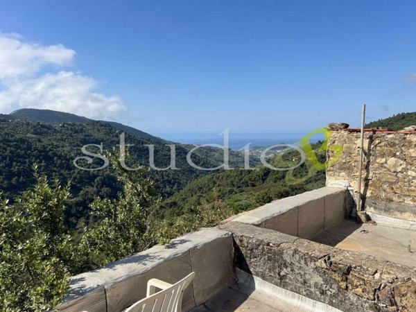 casa indipendente in vendita a Perinaldo