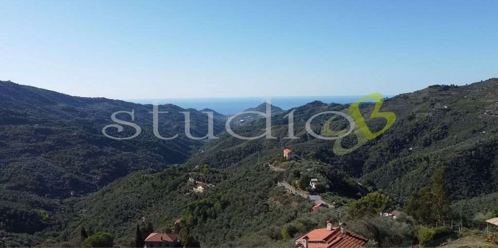 casa indipendente in vendita a Perinaldo