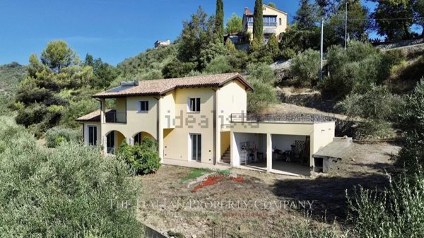 casa indipendente in vendita a Perinaldo