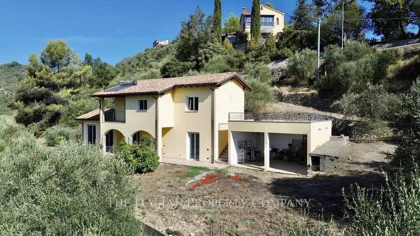 casa indipendente in vendita a Perinaldo