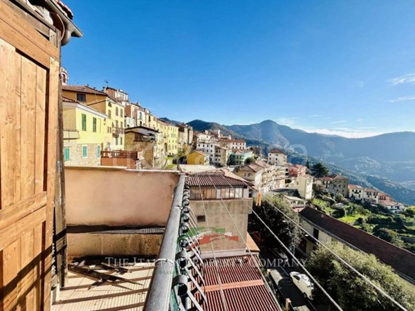 casa indipendente in vendita a Perinaldo